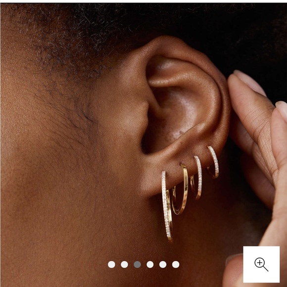 Mejuri Pavé Diamond Small Hoops - Picture 11 of 12